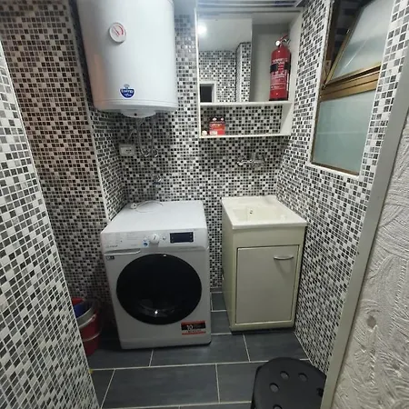 Piazza Verga Apartament